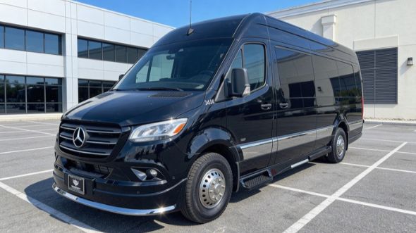 10 passenger sprinter van midland