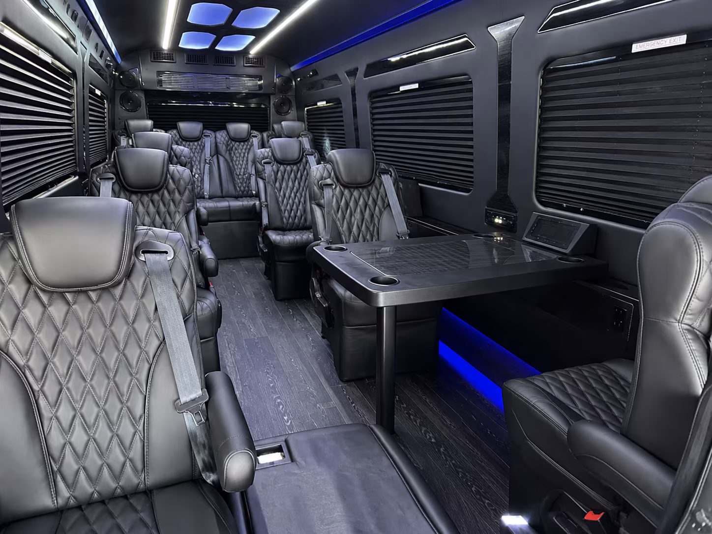 find the perfect transportation for your next airport transfer 2