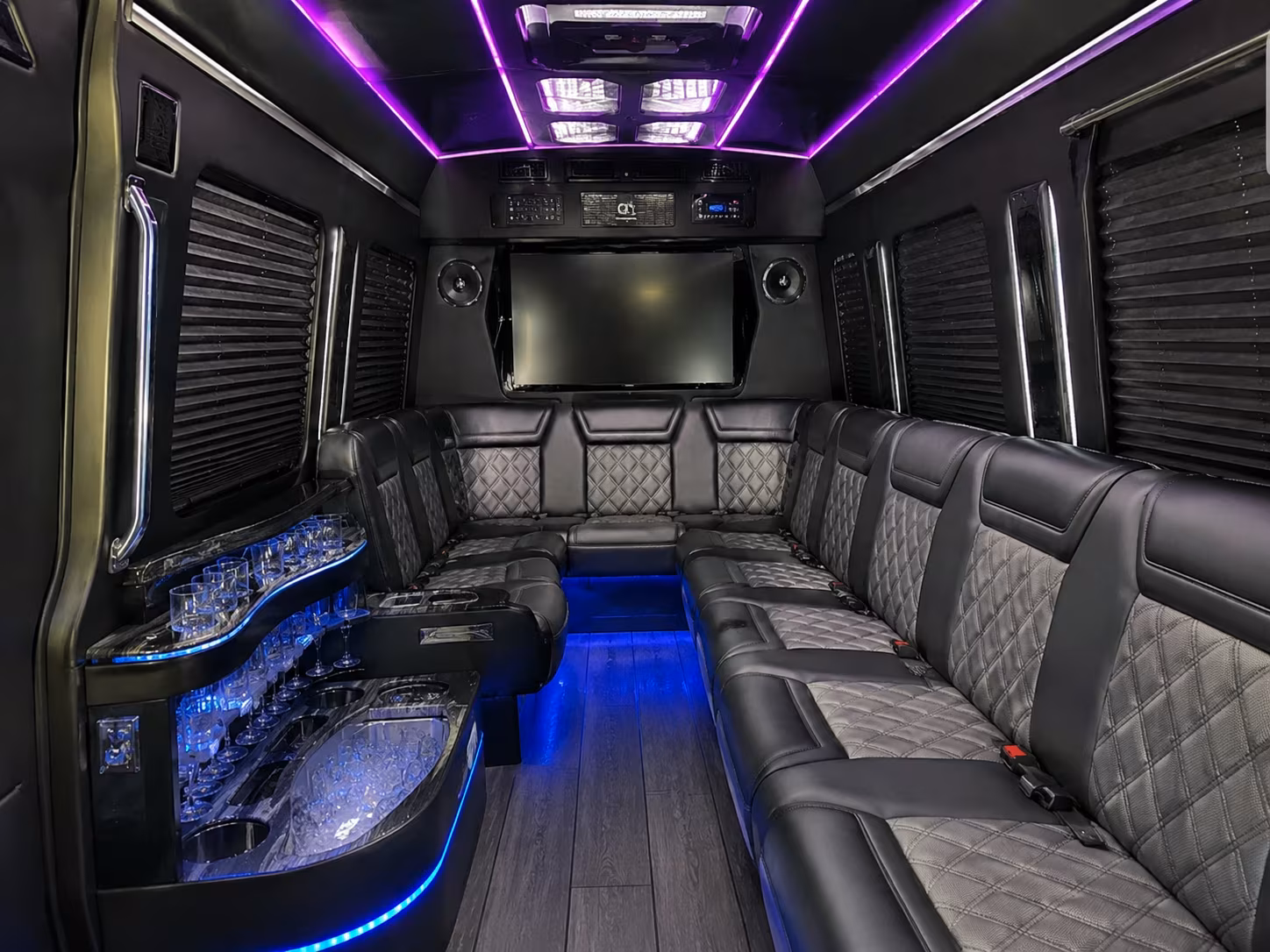 find the perfect transportation for your next corporate event 3