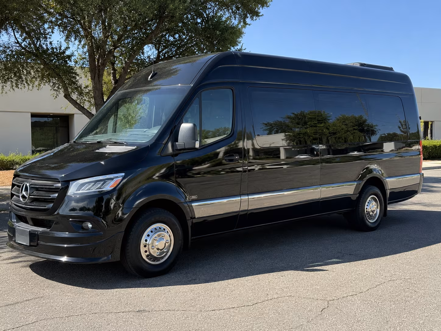 midland 15 passenger sprinter van