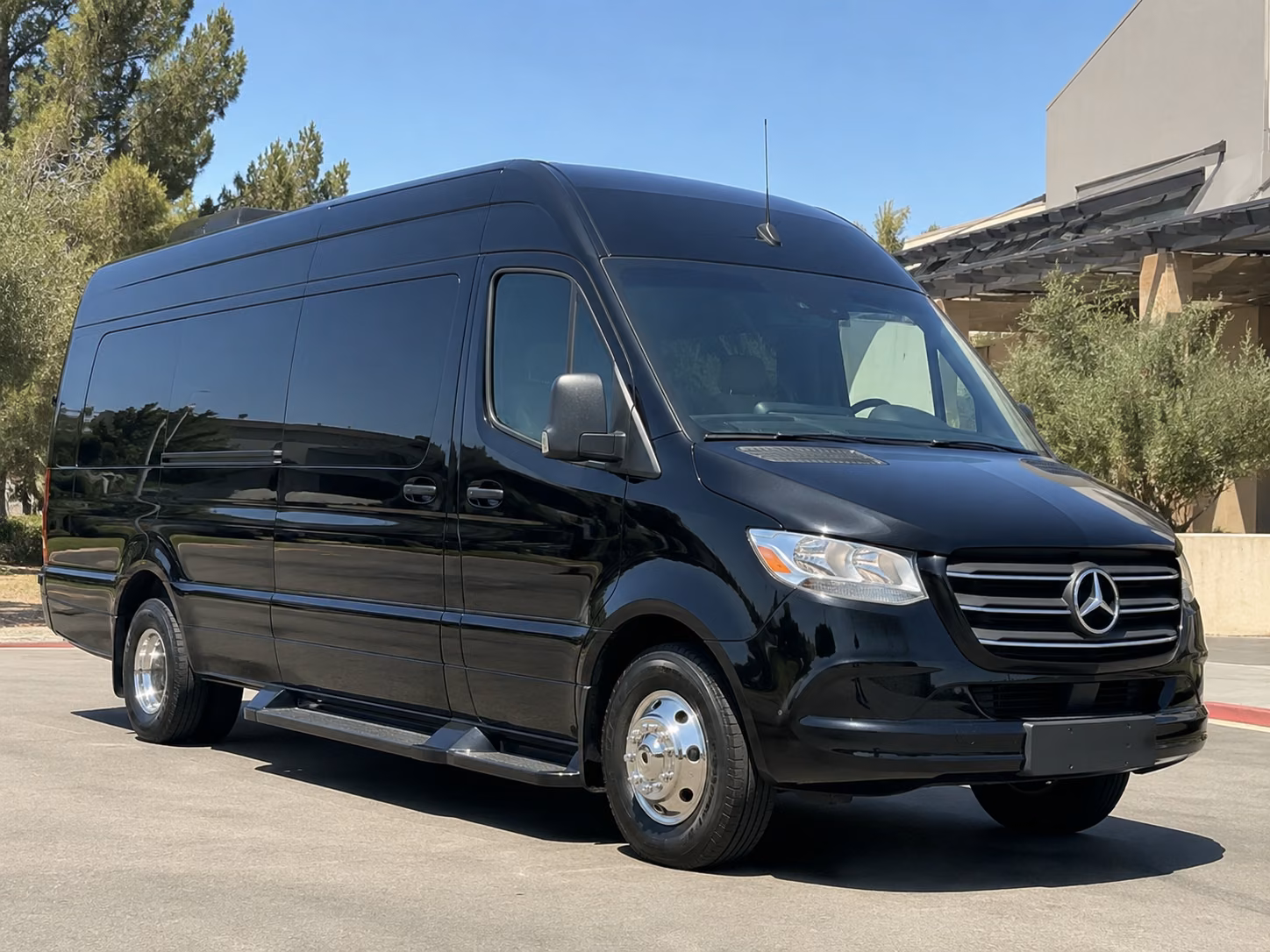 midland 8 passenger sprinter van
